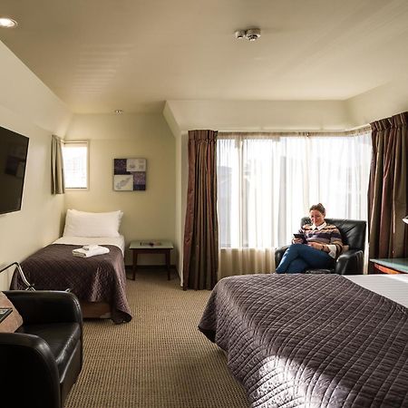 Carnmore Chateau Marlborough Blenheim Luaran gambar A typical hotel room