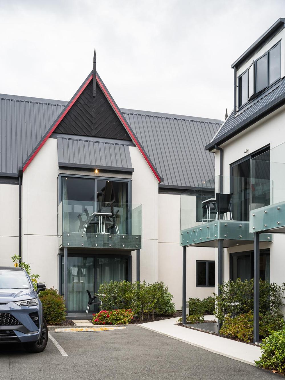 Carnmore Chateau Marlborough Blenheim Luaran gambar A modern house in New Zealand