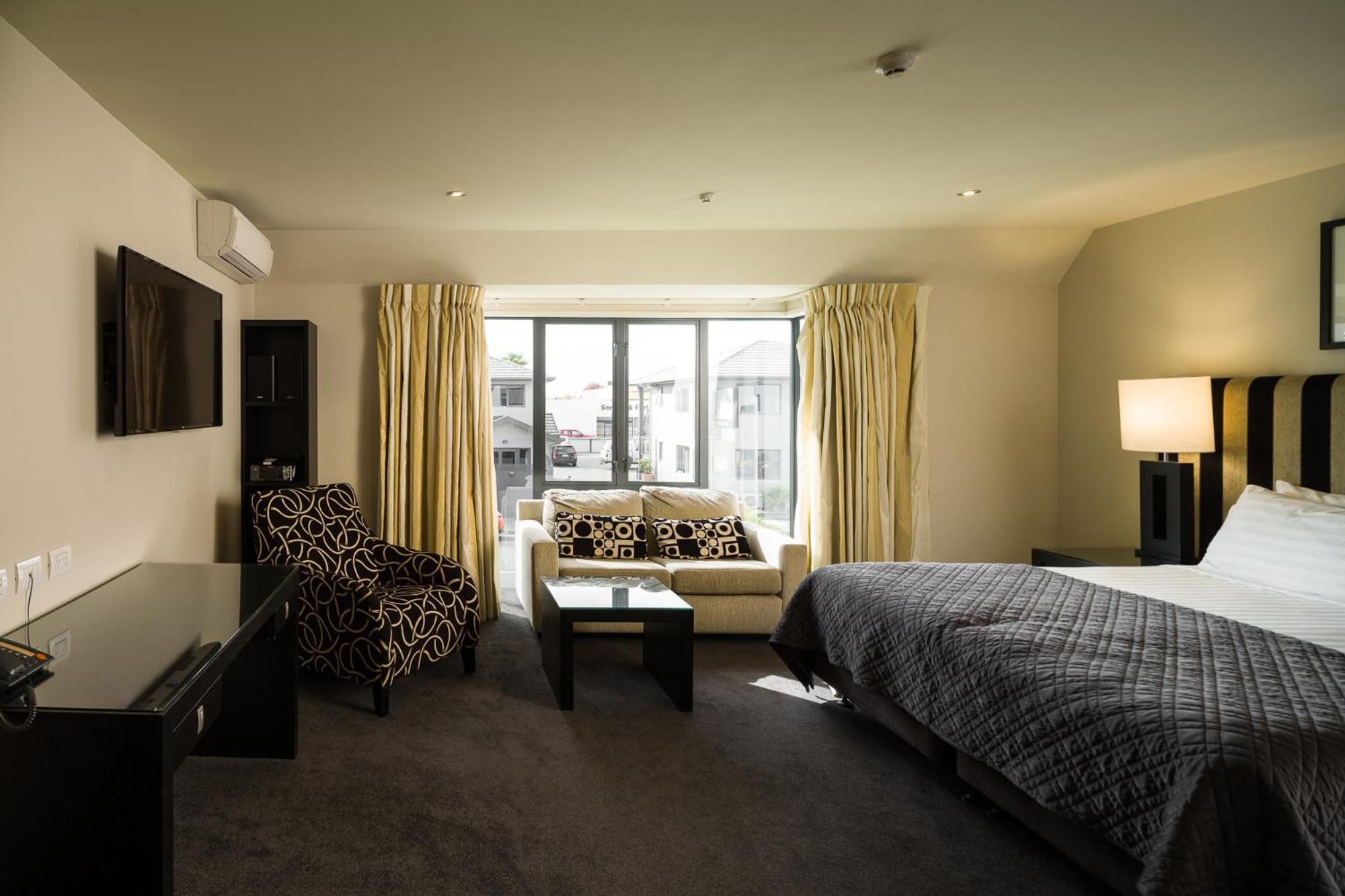 Carnmore Chateau Marlborough Blenheim Luaran gambar A suite at the hotel