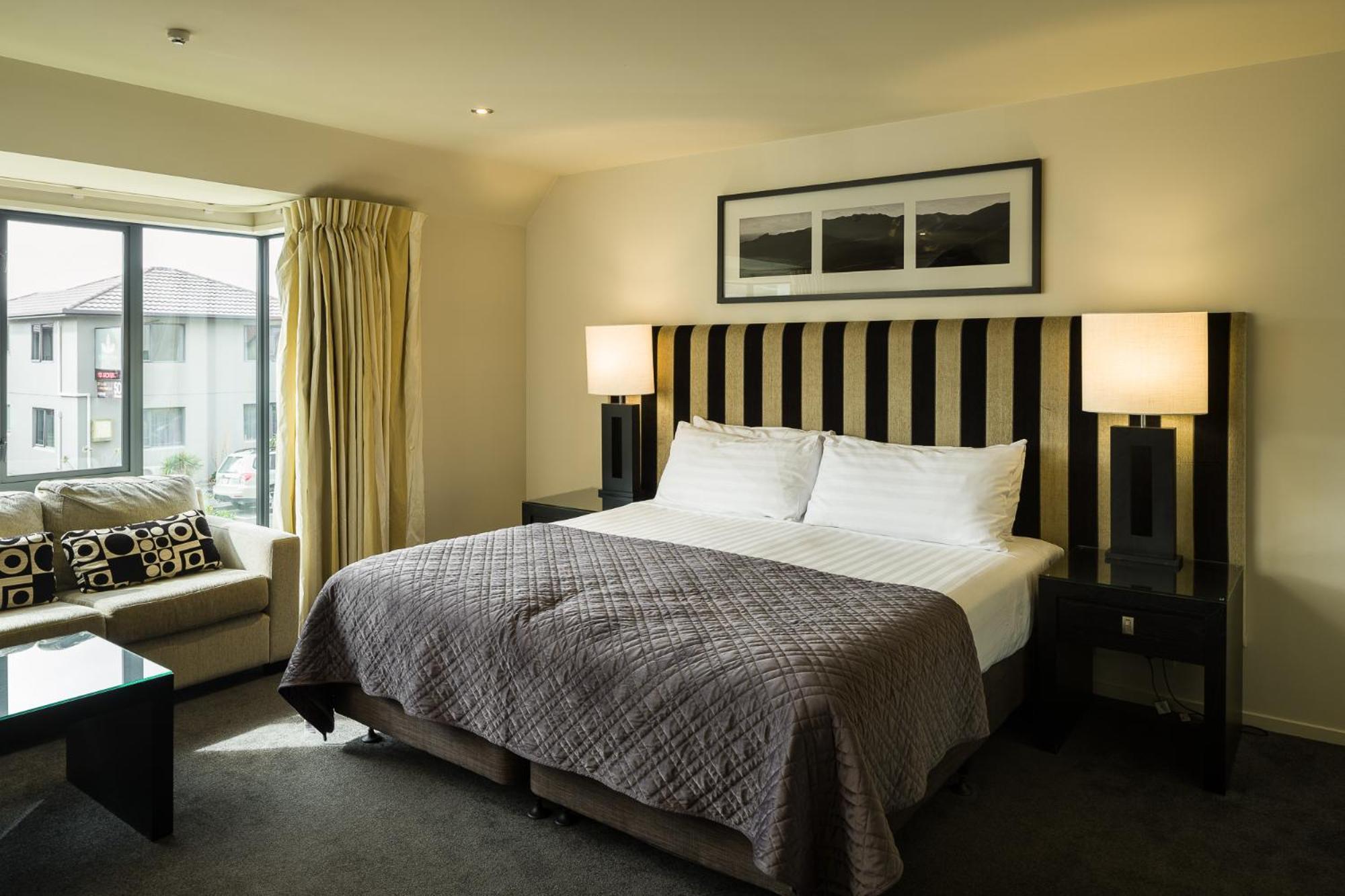 Carnmore Chateau Marlborough Blenheim Luaran gambar A bedroom at the hotel